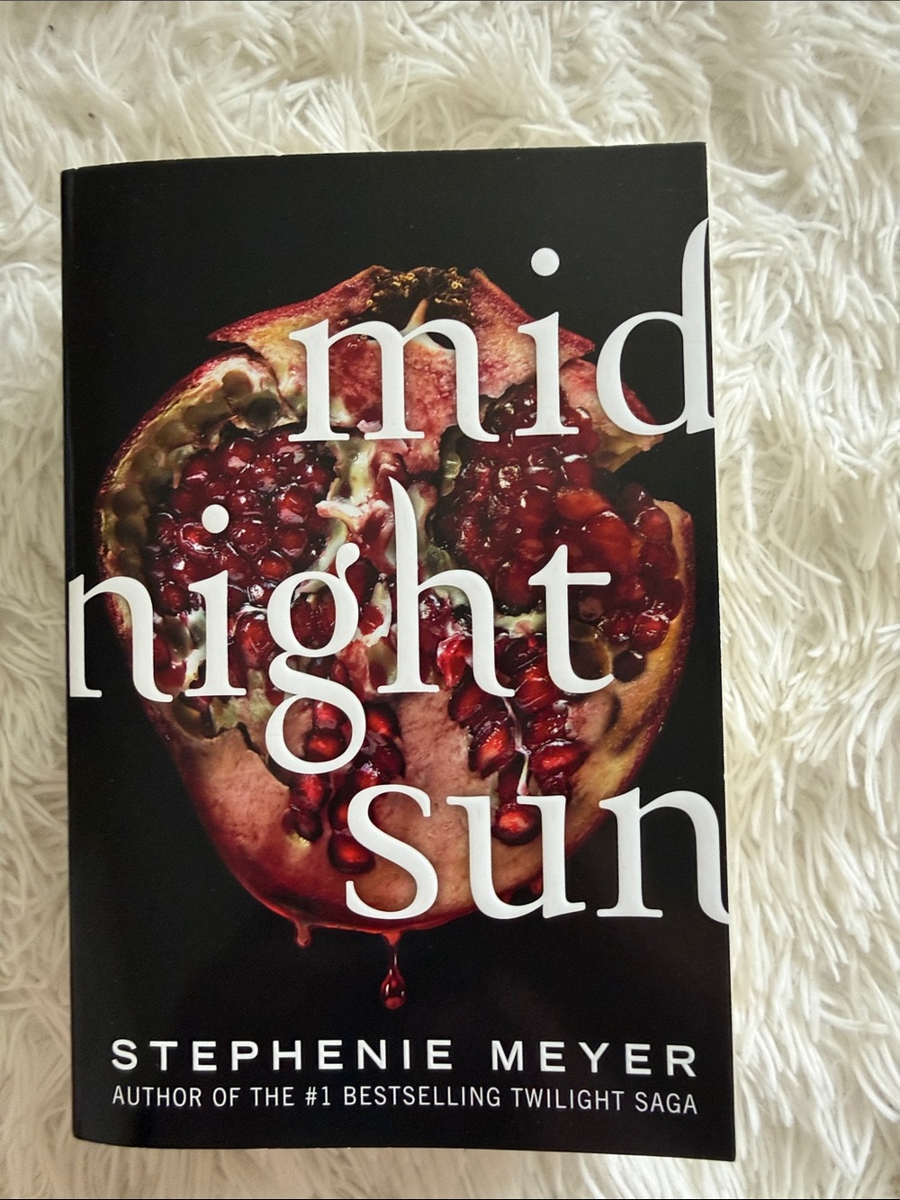Midnight Sun by Stephenie Meyer - Black & Red Paperback